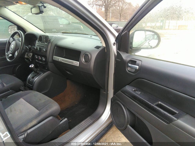 2016 Jeep Compass, VIN: 1C4NJCBA9GD641337