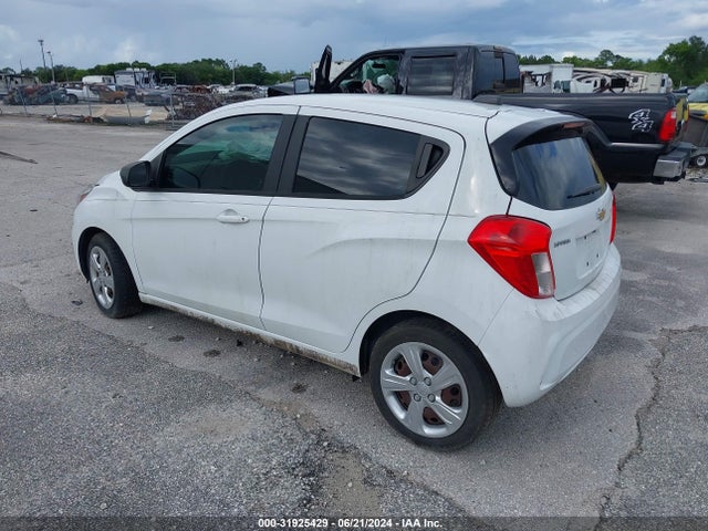 Chevrolet Spark Ls Cvt 2019 KL8CB6SA8KC744746 Image 3