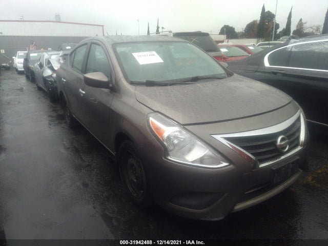 2015 Nissan Versa, VIN: 3N1CN7AP9FL807098