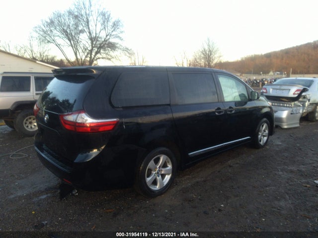 2018 Toyota Sienna, VIN: 5TDZZ3DC8JS942413