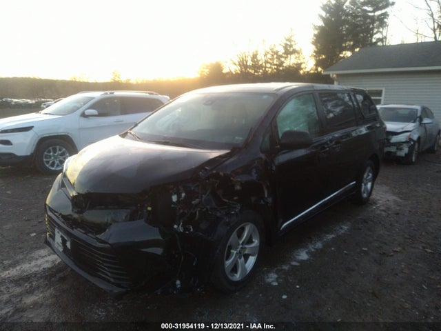 2018 Toyota Sienna, VIN: 5TDZZ3DC8JS942413