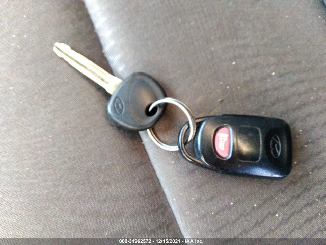 Hyundai ELANTRA SE 2016 5NPDH4AE2GH752694 Image 3