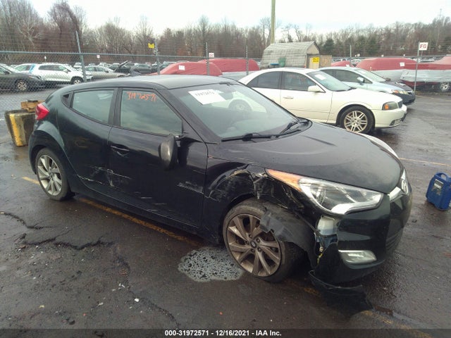 2017 Hyundai Veloster, VIN: KMHTC6AD0HU308360