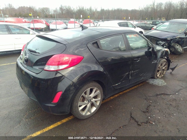 2017 Hyundai Veloster, VIN: KMHTC6AD0HU308360