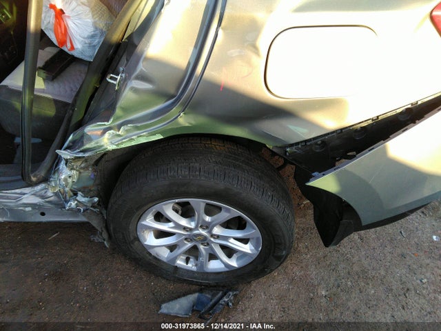 Chevrolet EQUINOX LT 2018 3GNAXJEV1JS627432 Image 4