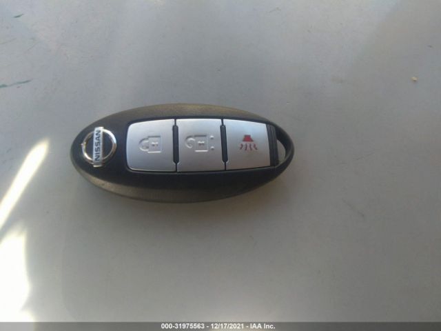 KNMAT2MV2FP505924 Nissan ROGUE SV