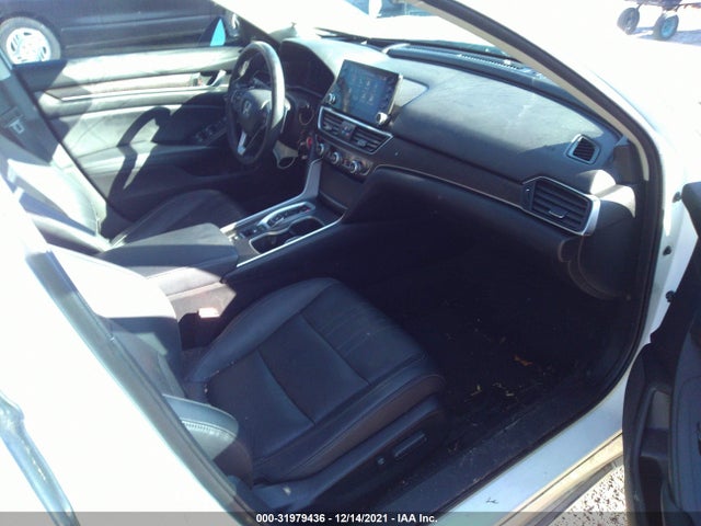 2018 Honda Accord, VIN: 1HGCV3F99JA014577