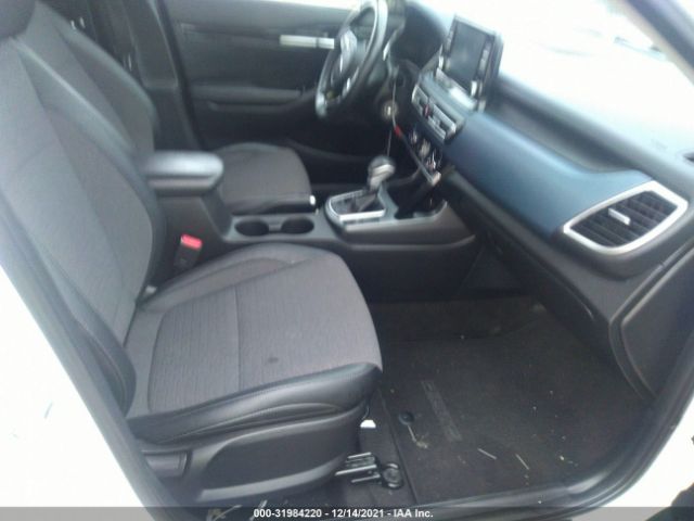 KNDEU2AA2M7100577 KIA SELTOS S