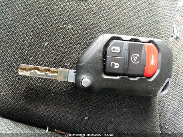 1C4HJXDN8KW689980 Jeep Wrangler Unlimited Sport S