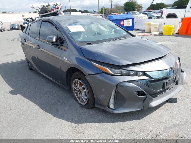 2017 JTDKARFP8H3057779 main image