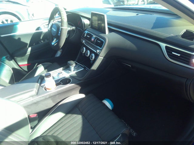 2019 Genesis G70, VIN: KMTG34LA5KU043974