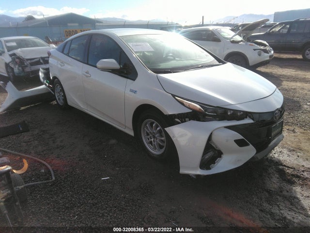 2018 JTDKARFP8J3096913 main image