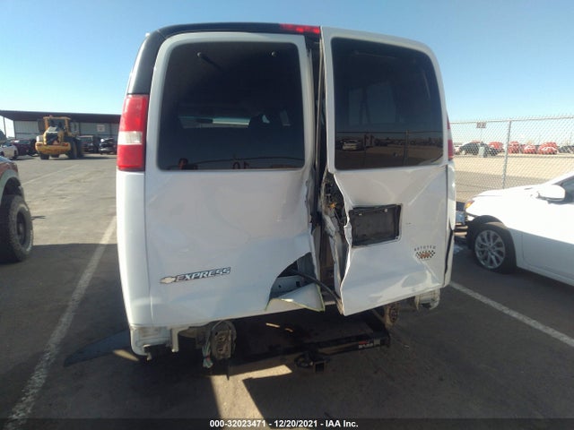 2017 Chevrolet Express, VIN: 1GAZGPFG9H1139770