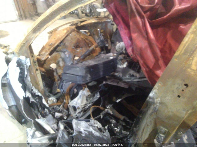 2021 TESLA MODEL Y 5YJYGDEE2MF089331 Photo 4