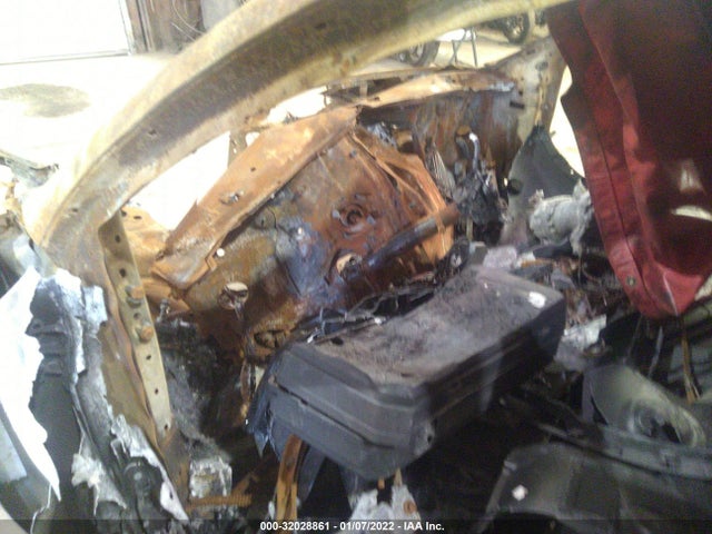 2021 TESLA MODEL Y 5YJYGDEE2MF089331 Photo 6