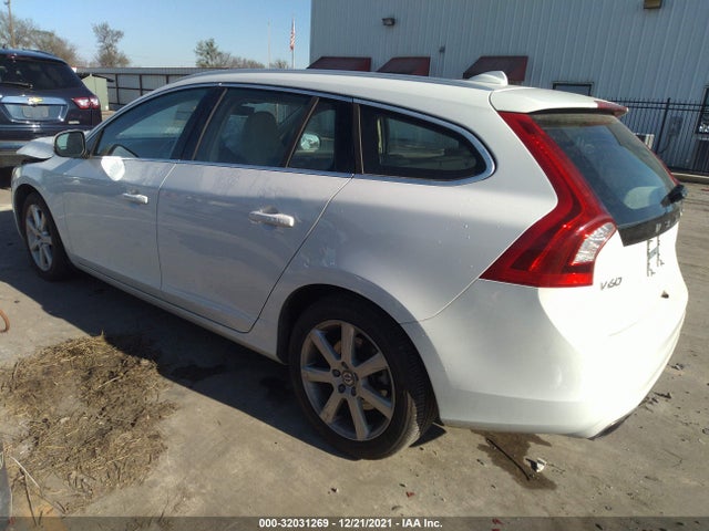 2016 Volvo V60, VIN: YV140MEK2G1293062