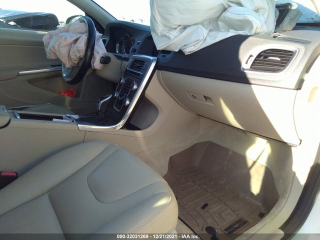 2016 Volvo V60, VIN: YV140MEK2G1293062