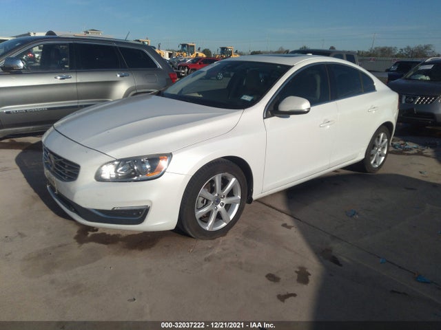 2016 Volvo S60, VIN: YV126MFK2G2391216