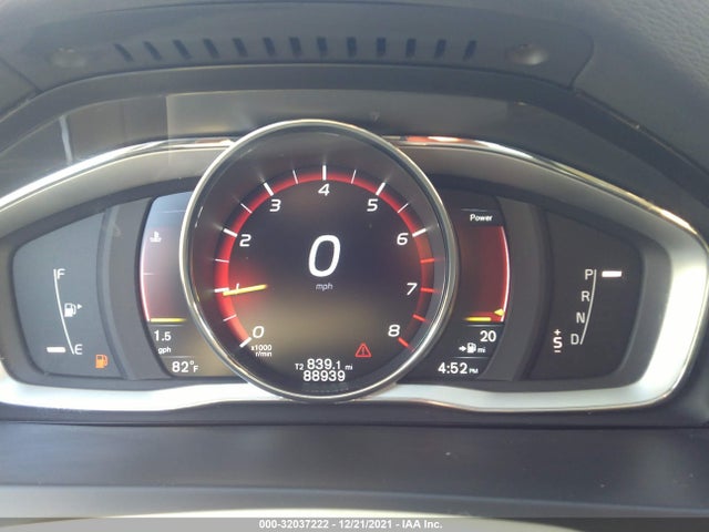 2016 Volvo S60, VIN: YV126MFK2G2391216
