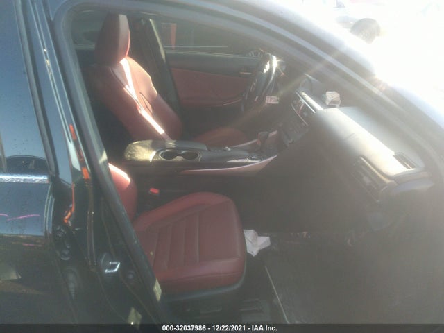 2019 Lexus IS, VIN: JTHC81D23K5036907