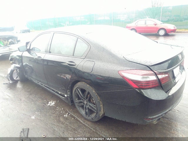 2017 HONDA ACCORD SEDAN VIN: 1HGCR2E54HA118465