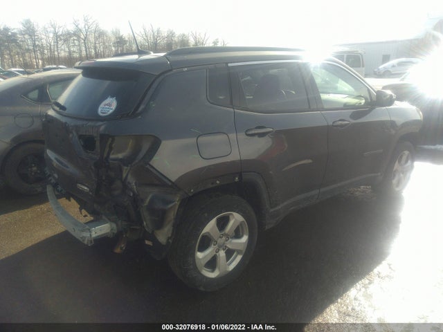 Jeep Compass Latitude 4x4 2018 3C4NJDBB5JT398657 Image 4