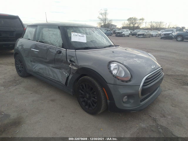 2017 Mini Hardtop, VIN: WMWXP5C38H3C64655