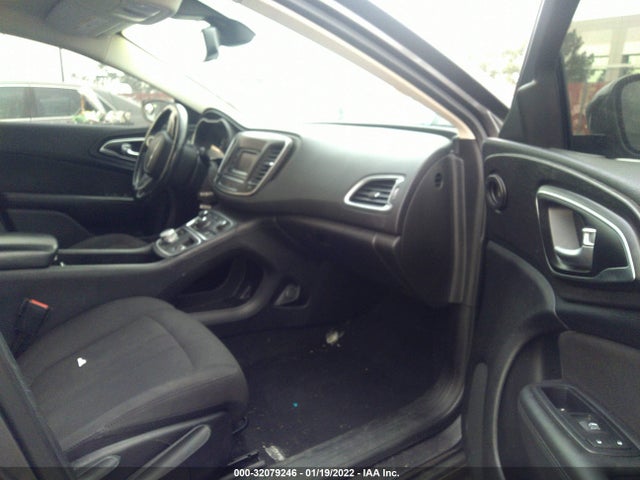 Chrysler 200 Limited 2015 1C3CCCAB8FN688772 Image 5