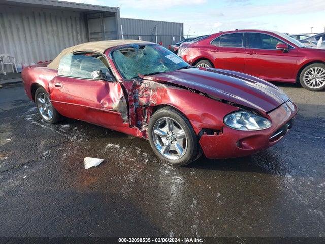 1997 JAGUAR XK8 SAJGX2747VC017738 Photo 0