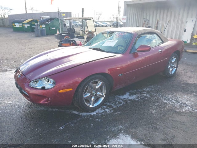 1997 JAGUAR XK8 SAJGX2747VC017738 Photo 1