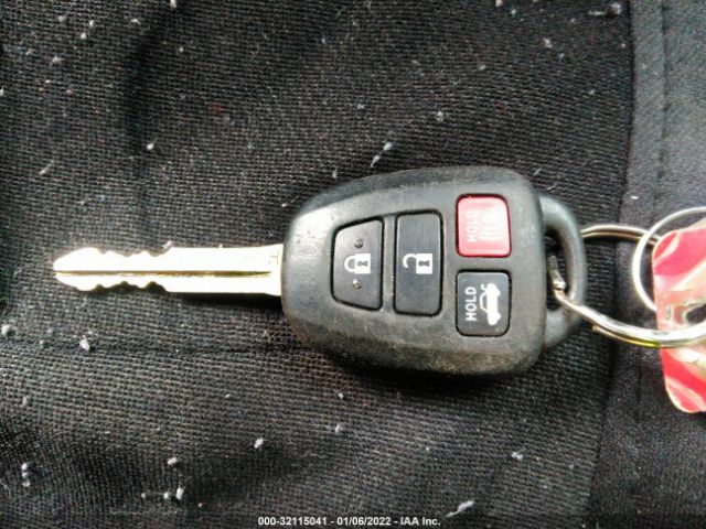 4T1BF1FK4HU676537 2017 TOYOTA CAMRY фото продажи на аукционе Америки no.11