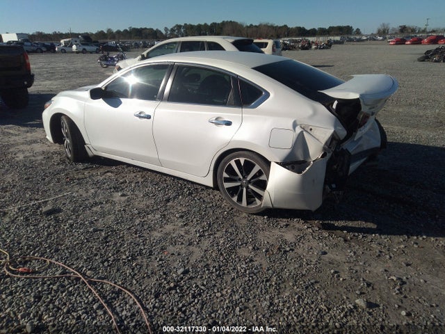 2018 NISSAN ALTIMA VIN: 1N4AL3AP0JC118841