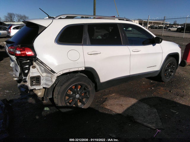 1C4PJMCB2FW540391 Jeep Cherokee Latitude