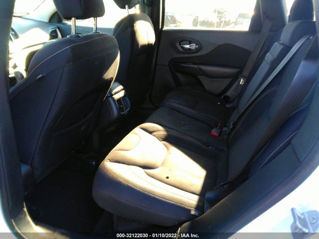 1C4PJMCB2FW540391 Jeep Cherokee Latitude