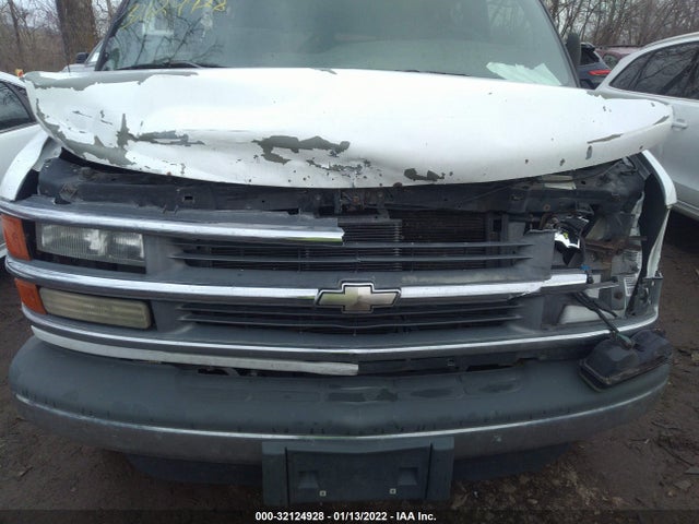 2002 CHEVROLET EXPRESS VAN VIN: 1GAHG39R321190691