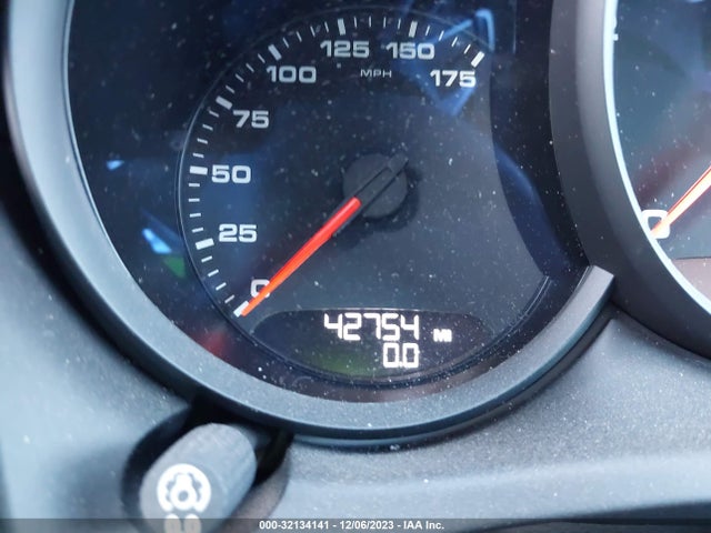 2017 PORSCHE MACAN WP1AA2A56HLB00958 Photo 6