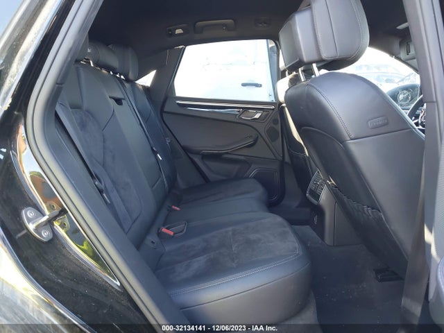 2017 PORSCHE MACAN WP1AA2A56HLB00958 Photo 7