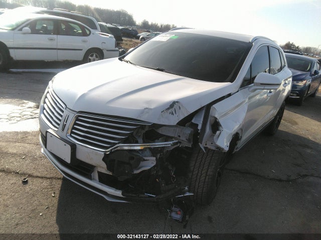 Lincoln MKC 2015 5LMCJ1A92FUJ07610 Image 2