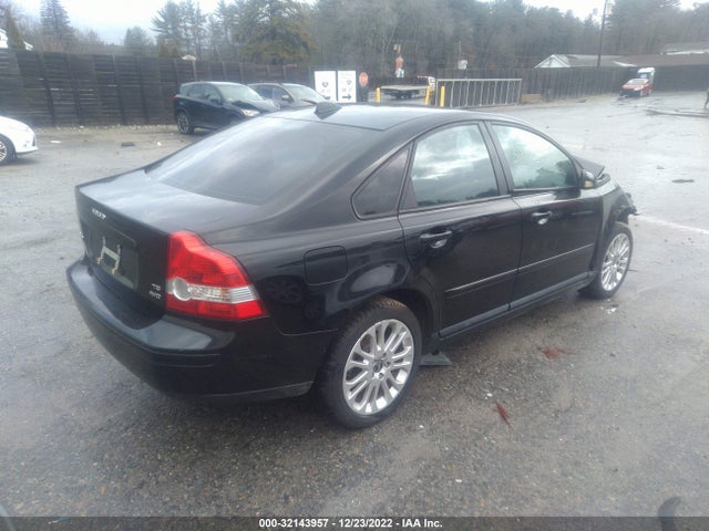 2005 VOLVO S40 VIN: YV1MH682152086198