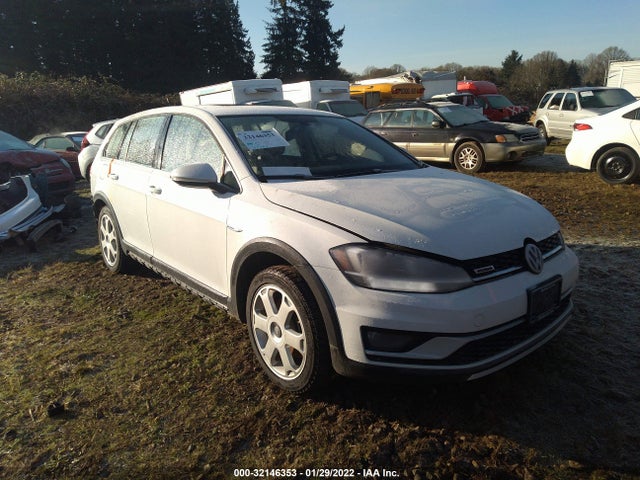 2018 Volkswagen Golf, VIN: 3VWH17AU6JM759788
