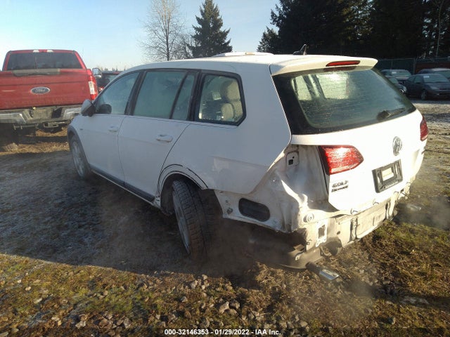 2018 Volkswagen Golf, VIN: 3VWH17AU6JM759788