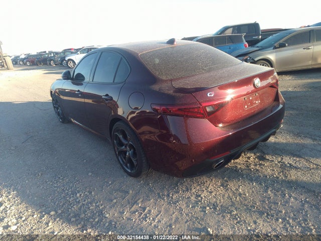 2019 Alfa Romeo Giulia, VIN: ZARFAMBN3K7613219