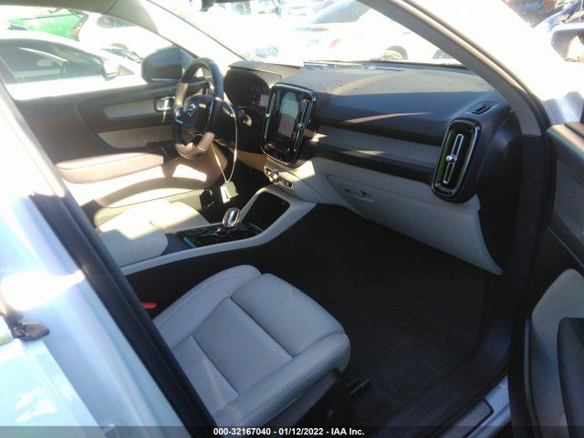 2020 Volvo XC40, VIN: YV4162UL4L2340681