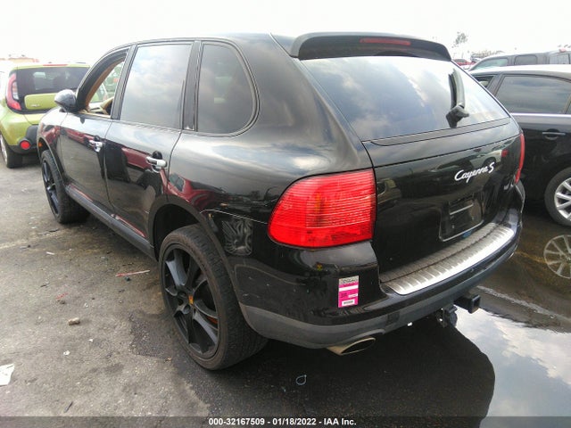 2005 PORSCHE CAYENNE WP1AB29P15LA66510 Photo 2