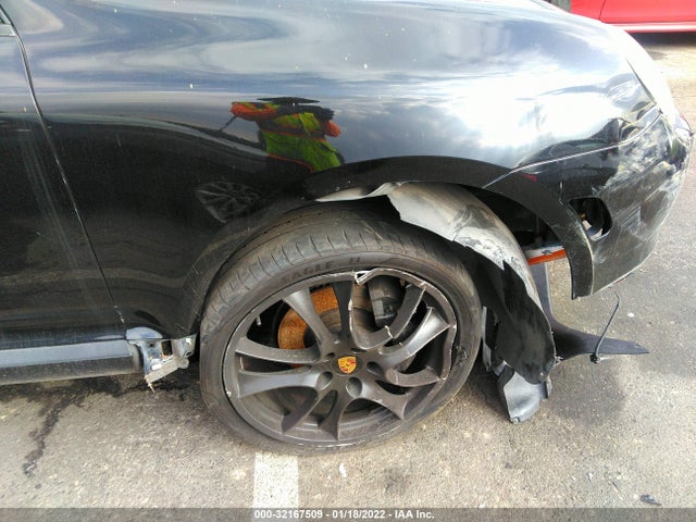 2005 PORSCHE CAYENNE WP1AB29P15LA66510 Photo 5