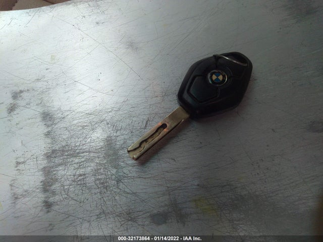 BMW 3 Series 325i 2001 WBAAW33421ET42862 Image 3