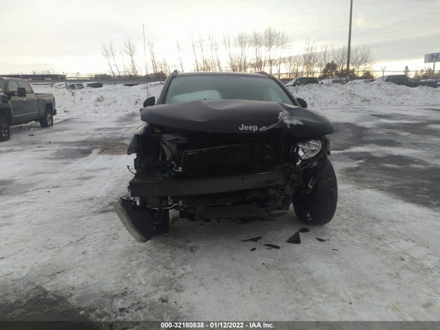 1C4NJDEB9GD708755 Jeep Compass High Altitude Edition