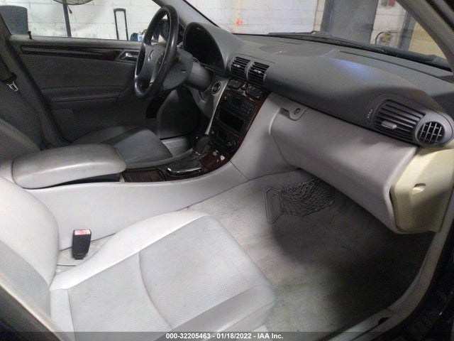 2001 MERCEDES-BENZ C CLASS VIN: WDBRF64J91F091181