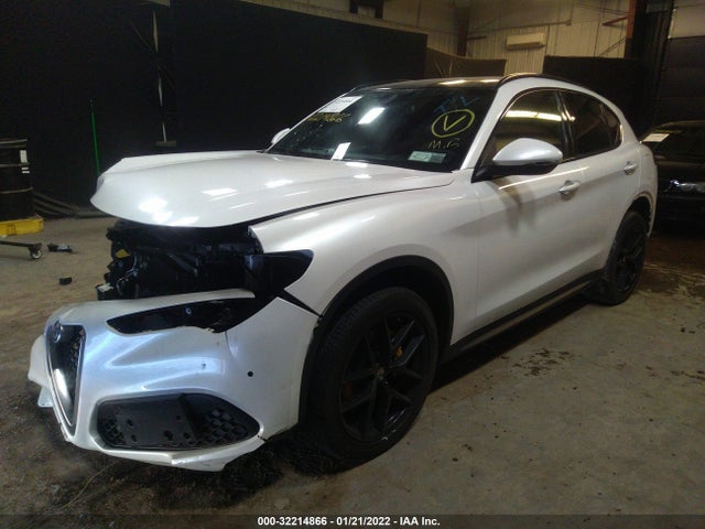 2019 Alfa Romeo Stelvio, VIN: ZASPAKBN3K7C30522