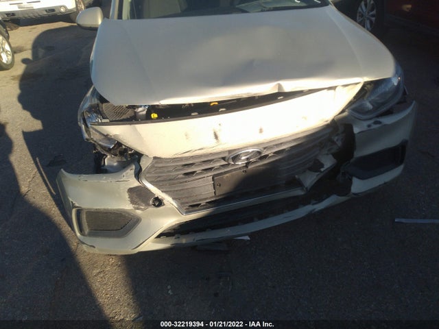 2018 Hyundai Accent, VIN: 3KPC24A38JE010792